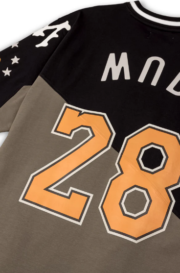 Camiseta Mud'S The Residence V Neck Oversized Black