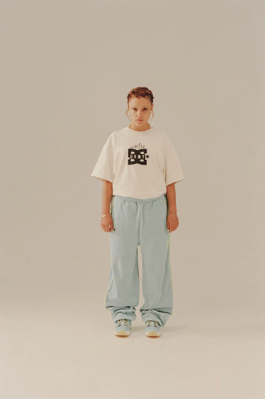 Camiseta The Swarm Dc Shoes X Grimey Off White