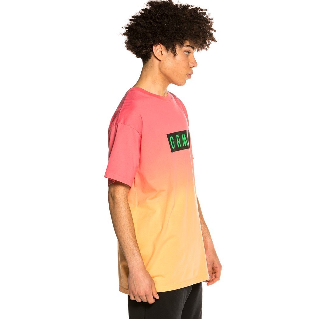 Camiseta Unisex Grimey "Frenzy Gradient"-Pink GA599-PNK