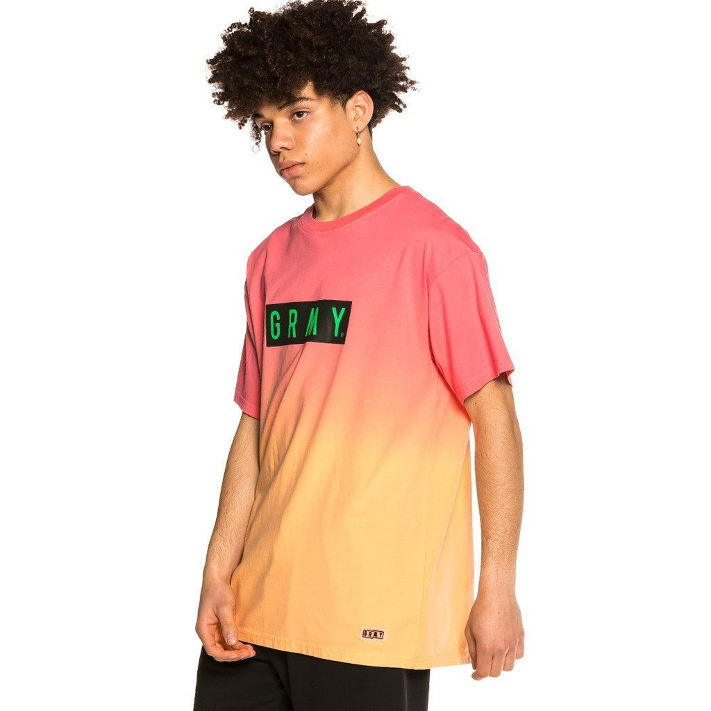 Camiseta Unisex Grimey "Frenzy Gradient"-Pink GA599-PNK