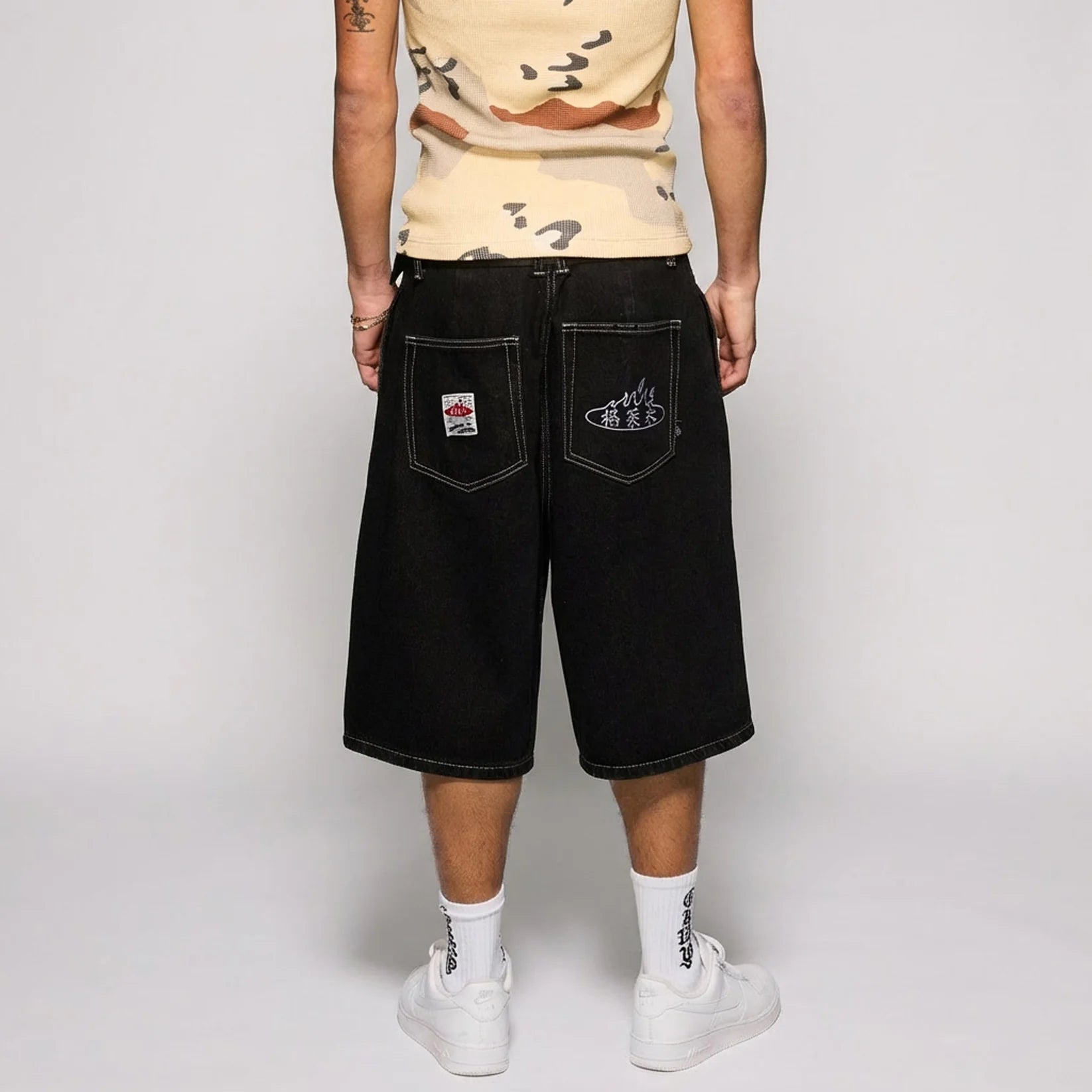 Pantalón Corto Concreat Jungle Washed Black