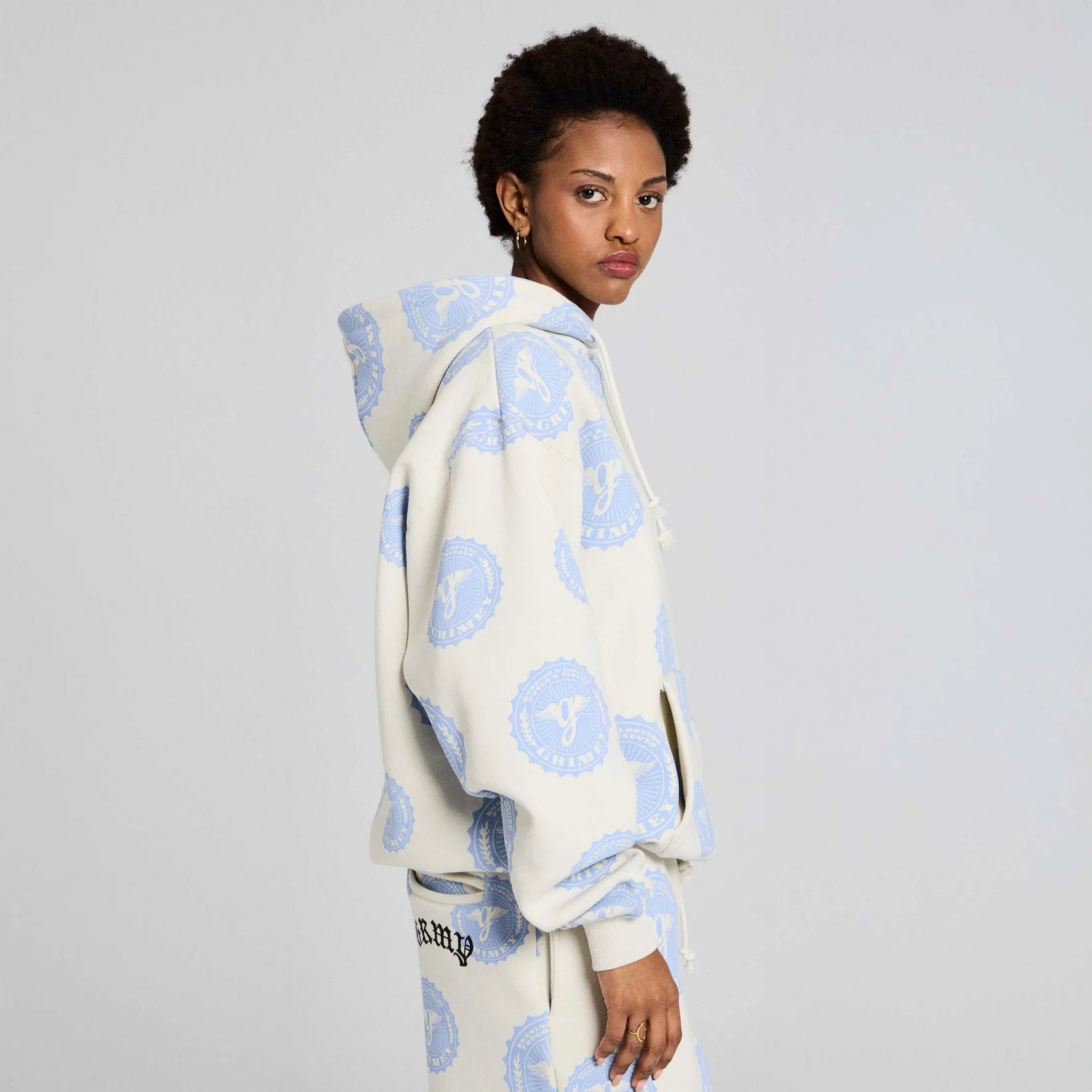 Sudadera Chief Watcher All Over Print Boxy Off White