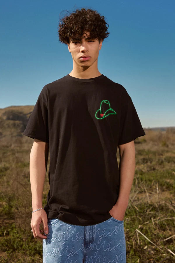 Camiseta Grimey Lone Hand Lucky Looter Black